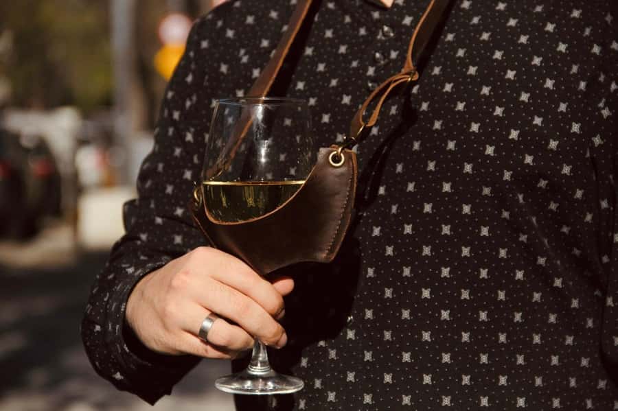 BA: Wine tour with 5 tasting stops in the heart of Palermo - How the walking stops feel in real life (and a fair heads-up)