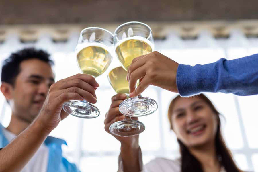 BA: Wine tour with 5 tasting stops in the heart of Palermo - Who this tour suits best