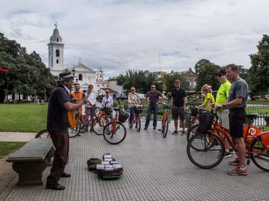 Bike Tour: Buenos Aires to the North - Retiro and the classics: Law School and Floralis Genérica