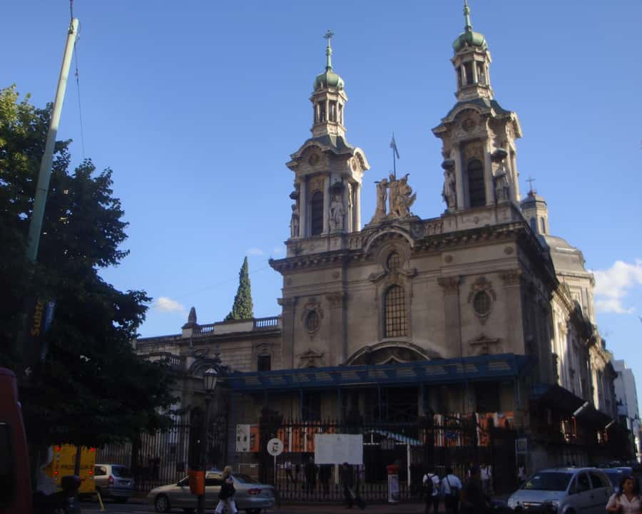 Buenos Aires 3-Hour Small Group Pope Francis Tour - Schools that shaped his education: Instituto, Universidad, and Iglesia del Salvador