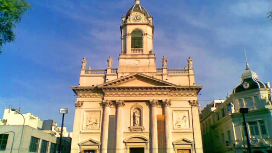 Buenos Aires 3-Hour Small Group Pope Francis Tour - Heading to Plaza de Mayo: the Metropolitan Cathedral’s real role