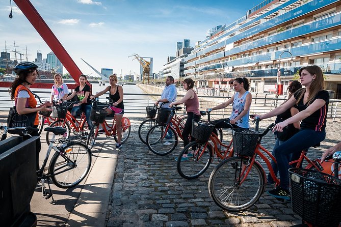 Buenos Aires Bike Tour: North Districts, Recoleta and Palermo - Recoleta’s French facades and neighborhood architecture
