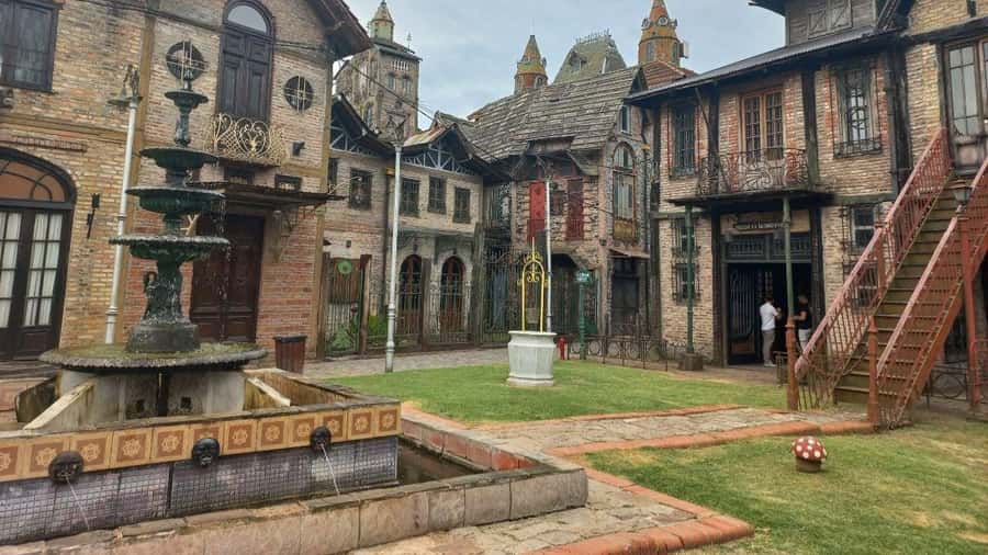 Buenos Aires: Campanopolis & The Medieval City Tour - A Balanced Take: Medieval Theme vs. Real Expectation