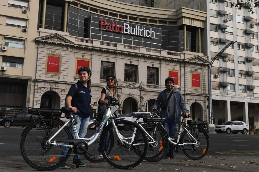 Buenos Aires: E-Bike Tour in the North Circuit of Buenos Aires - Monumento de los Españoles and the National Library: More Big-City Landmarks