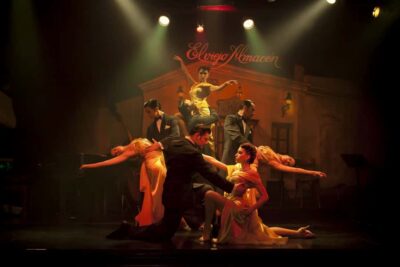 Buenos Aires: El Viejo Almacén Tango Show Ticket & Transfer - The Building at Balcarce and Independencia: Old Streets, Real Atmosphere