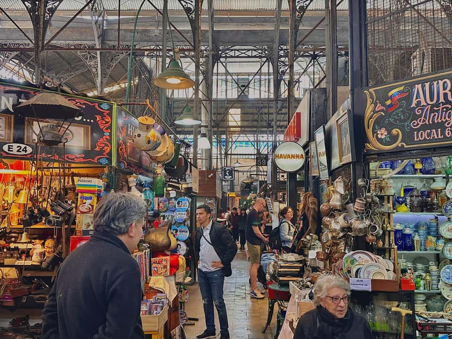Buenos Aires Fairs: San Telmo & Mataderos Cultural Tour - Head southwest to Mataderos: gaucho heritage in everyday form