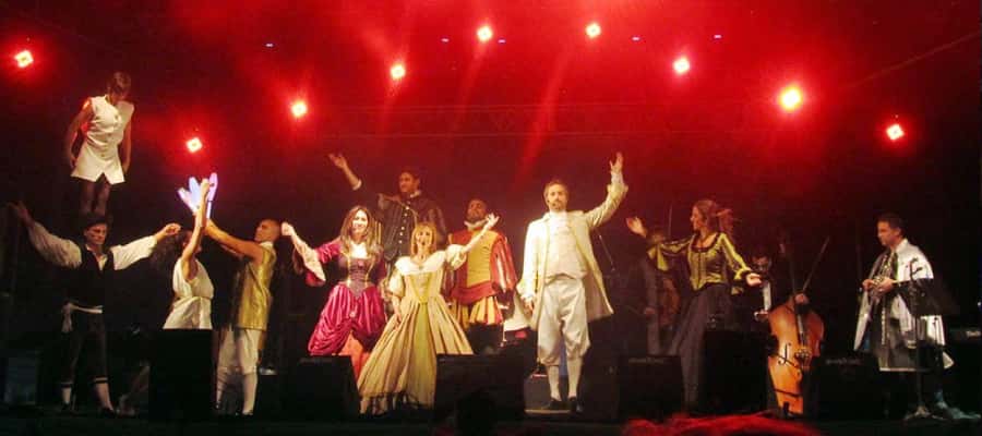 Buenos Aires: Gala Lírica Tickets at Palacio Paz. - Tickets, timing, and the seating reality near rows 4 and 5