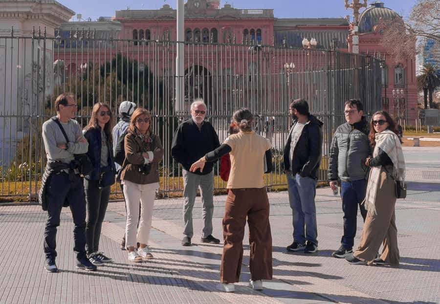 Buenos Aires: Half-Day City Tour and Boat Ride - Recoleta, Palermo, and Avenida 9 de Julio: sights that set the tone
