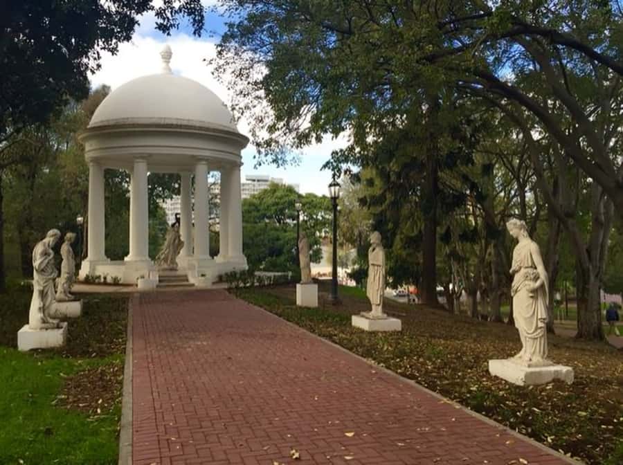Buenos Aires : Highlights Walking Tour With A Guide - Price and value: is $36 a fair deal for 3 hours?
