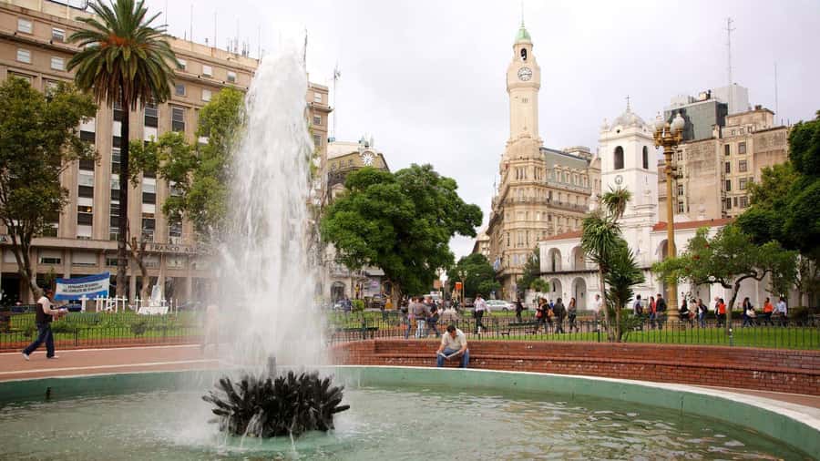 Buenos Aires: Historic District Private Guided Walking Tour - Plaza de Mayo, Casa Robada, and the founding-era context