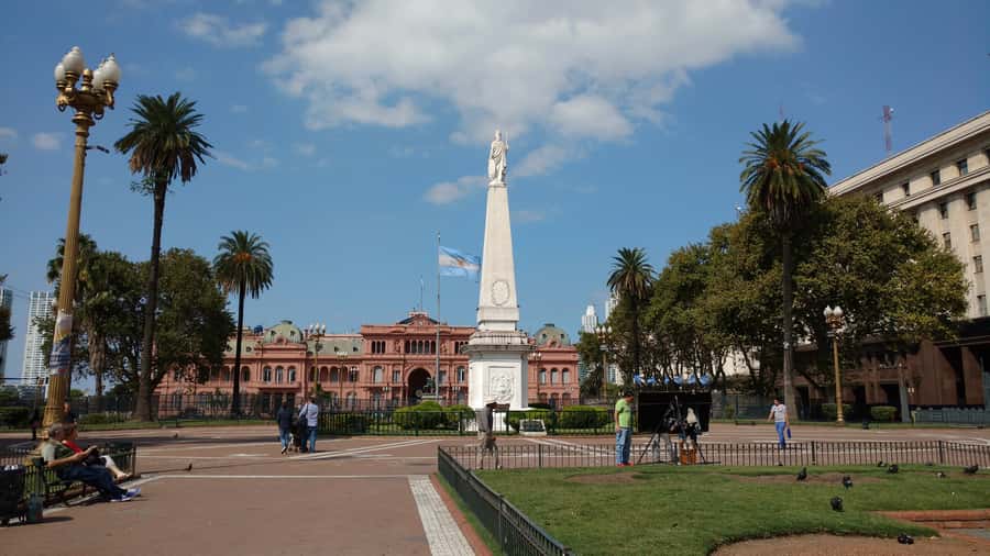 Buenos Aires: Historic District Private Guided Walking Tour - Cabildo: seeing colonial town power in brick and stone