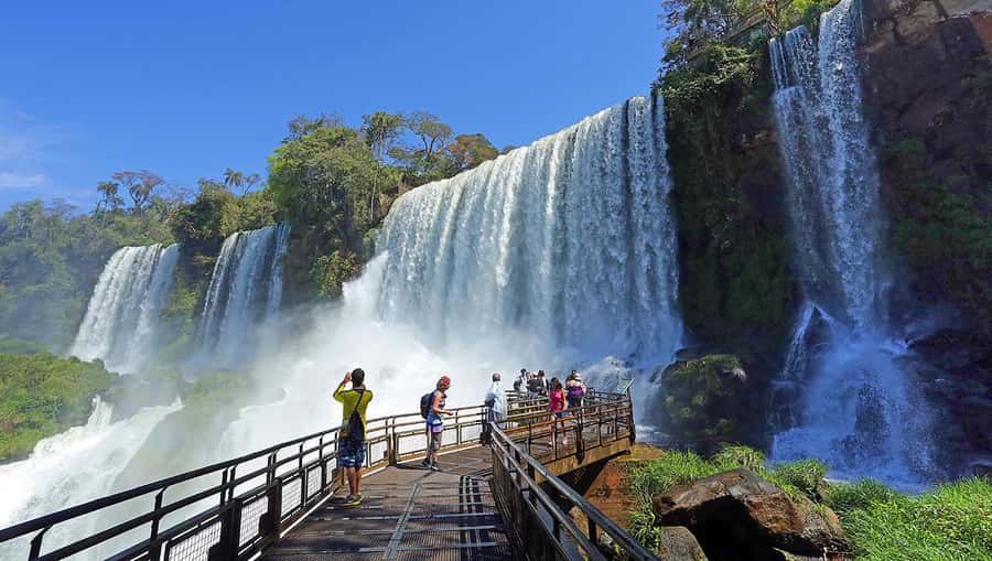 Buenos Aires: Iguazu Falls Private Day Trip with Airfare - Dawn flight from Buenos Aires: why the schedule feels tight