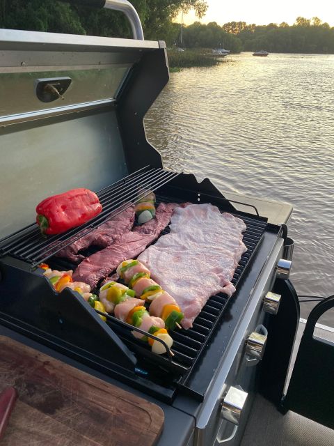 Buenos Aires: Private Delta Boat Tour with Barbecue onboard - Pickup, cars, and how to avoid a day-of headache