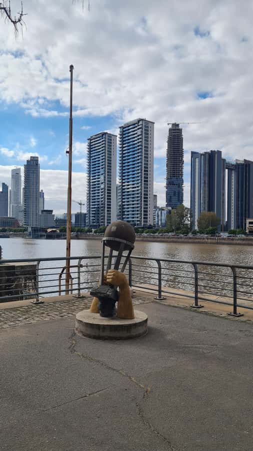 Buenos Aires: Puerto Madero Tour For Small Groups - Puente de la Mujer: tango symbolism plus serious photo angles