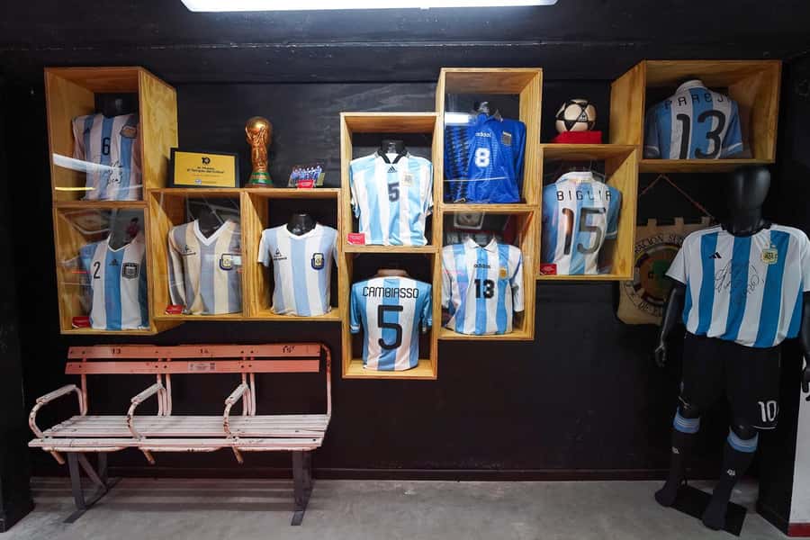 Buenos Aires: Visit to the Diego Armando Maradona Stadium - Argentinos Juniors’ player machine: why this club matters