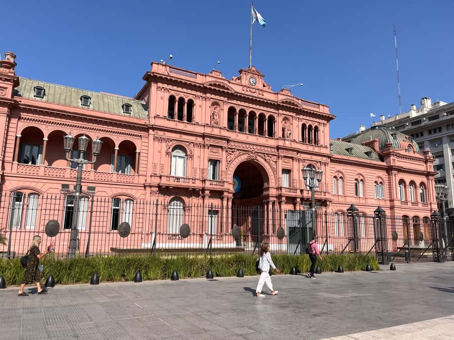 Exclusive Full-Day Private Tour in Buenos Aires - How the Day Flows: The Route That Keeps Photos and Walking in Balance