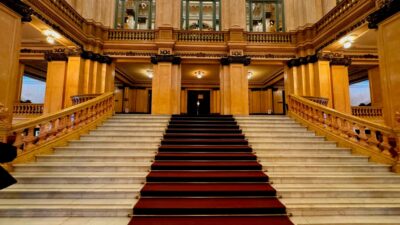 Experience Teatro Colon : Secure your Tour today!!! - At the meeting point on Tucumán 1171: the start that matters