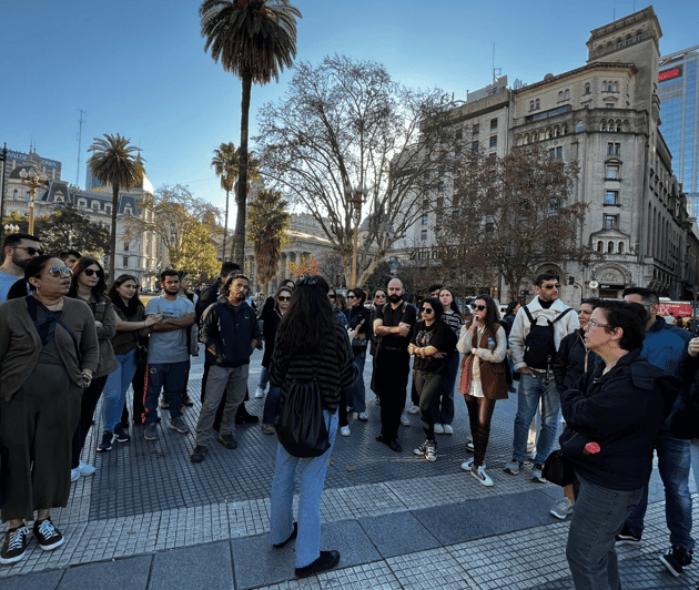 Free Walking Tour of Buenos Aires - Buenos Aires Metropolitan Cathedral: a 35-minute reality check on scale