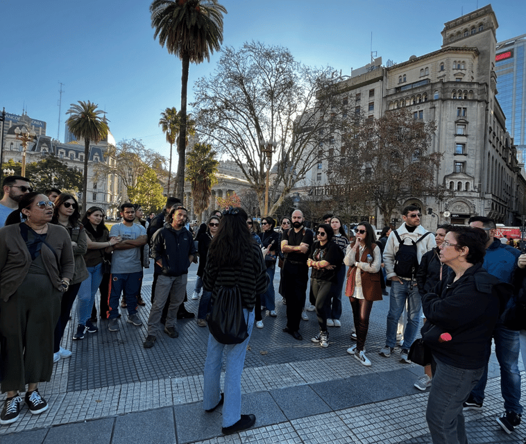 Free Walking Tour of Buenos Aires - Café Tortoni: a short stop that breaks up the walking