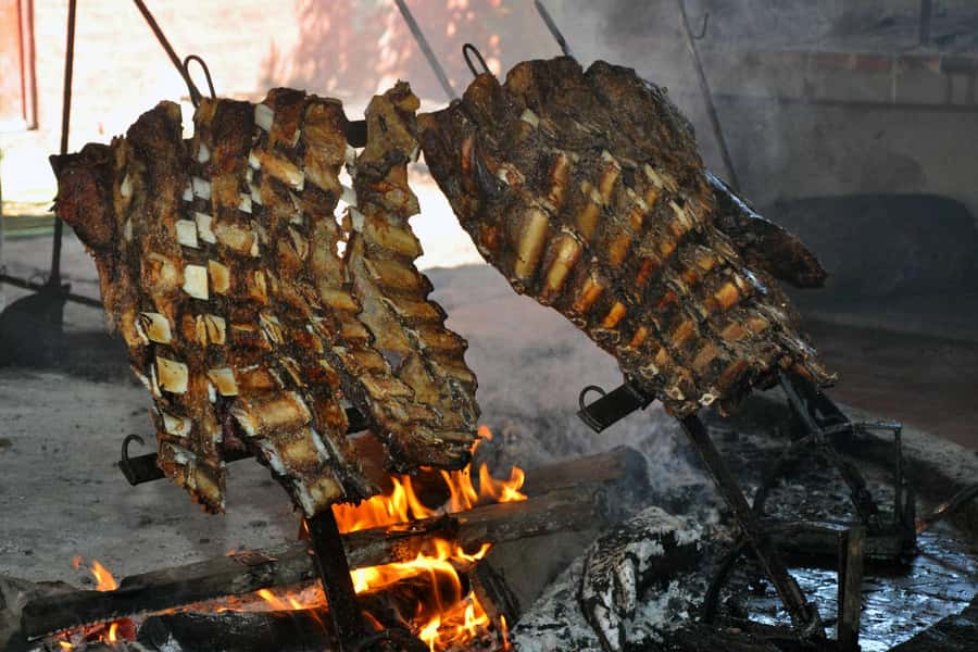 Full-Day at Santa Susana Ranch with BBQ, Drinks and Show - The Afternoon Finish: Mate and Pastries