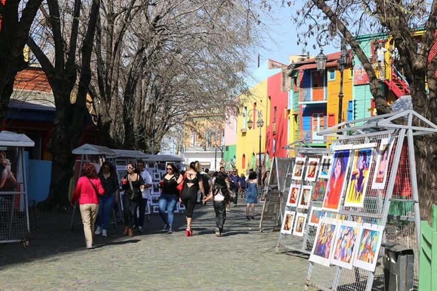 Full Day City Tour Buenos Aires, Recoleta Cemetery and Tigre - A fast city-to-river flow that actually makes sense