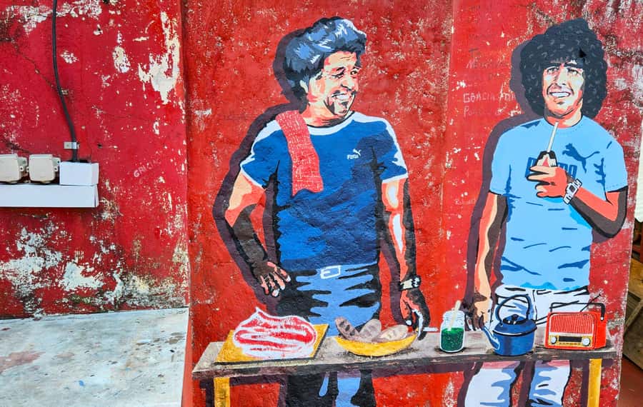 Maradona Tour: Murals, Chapel, Stadium, Museum, Casa D10S - A Maradona day that moves like a local itinerary
