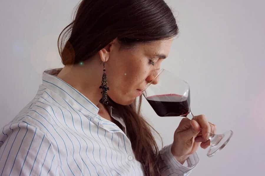 Premium Argentinian Wine and Malbec Tasting & Urban Art Tour - The tasting and class block: comparing Argentina by the glass