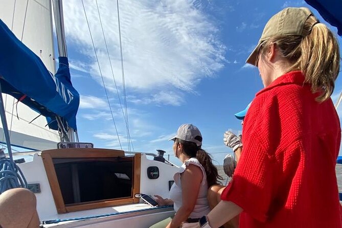 Private Boat Tour to Rio de la Plata and Delta El Tigre with Wine on Board - Your hosts on board: what guides and the crew actually do