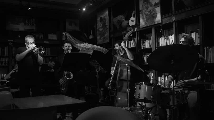 Recoleta Walking Tour and Live Jazz Show - Price and value: what you’re really paying for at $38