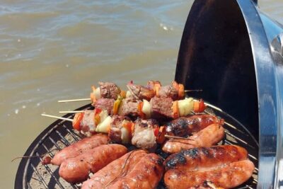 "SAILING TOUR: Tango and Choripan (typical Argentine food) - Boat size, price, and value in plain language