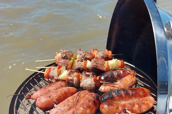 "SAILING TOUR: Tango and Choripan (typical Argentine food) - Boat size, price, and value in plain language
