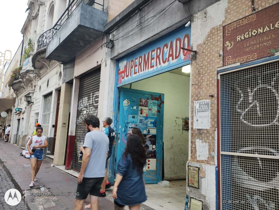 San Telmo Private Guided amazing Walking Tour - Casa Minima: the small photo stop that keeps the tour fun