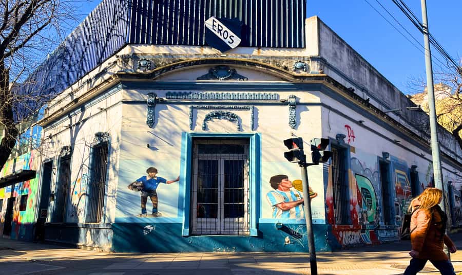 Secret Food Tour: Buenos Aires - Old Palermo Strolls: Plaza Inmigrantes de Armenia and International Influence