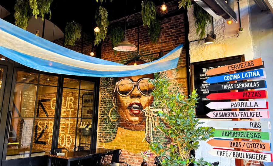 Secret Food Tour: Buenos Aires - A Toast to Eva Perón: Small Stop, Big Cultural Weight