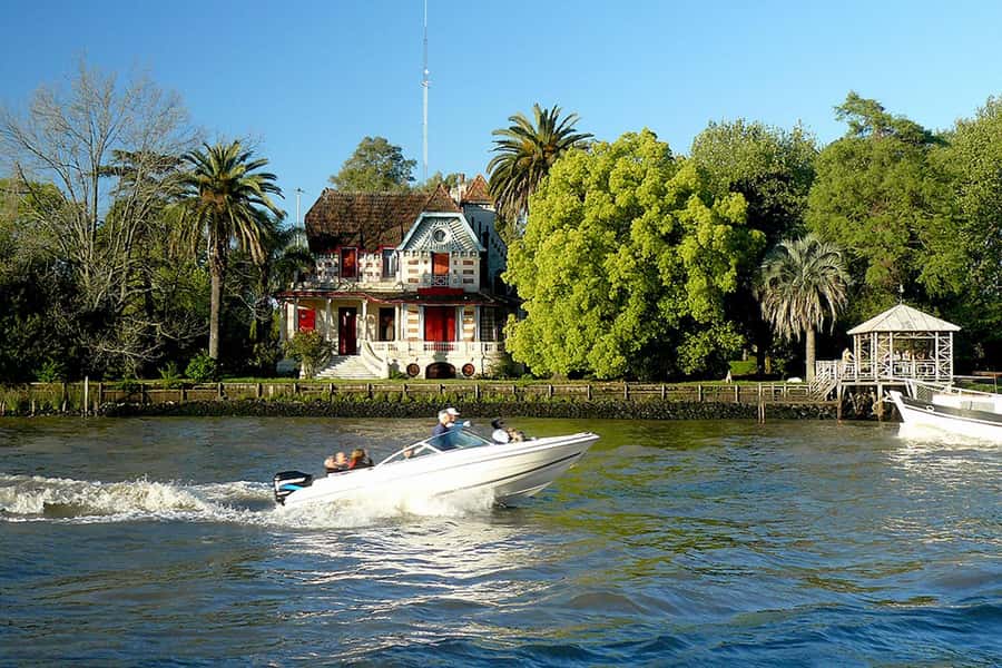 Tigre with Lunch overlooking the River and Navigation - Price and Value: Is $200 Worth It for This 8-Hour Mix?