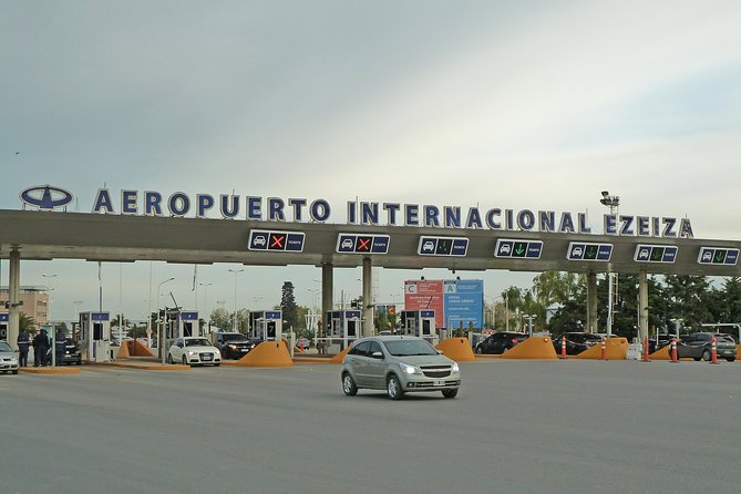 Transfers from or to the airport In Argentina Your Best Choice - Who you get in the car: multilingual drivers and safer-feeling driving